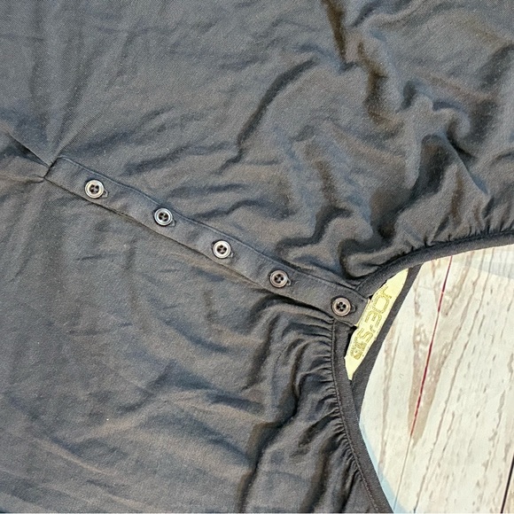 Joe's Jeans Medium Flowy V-neck Charcoal Sleeveless Tank Top Mock Button Down‎ - Picture 15 of 15